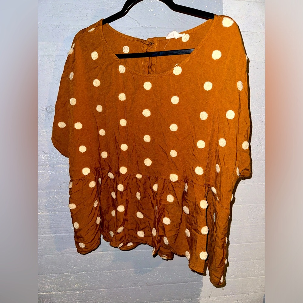 Mustard shirt with polka dots
